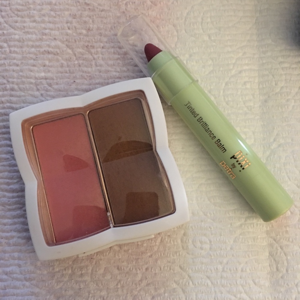 Pixi by Petra and Flower Bundle